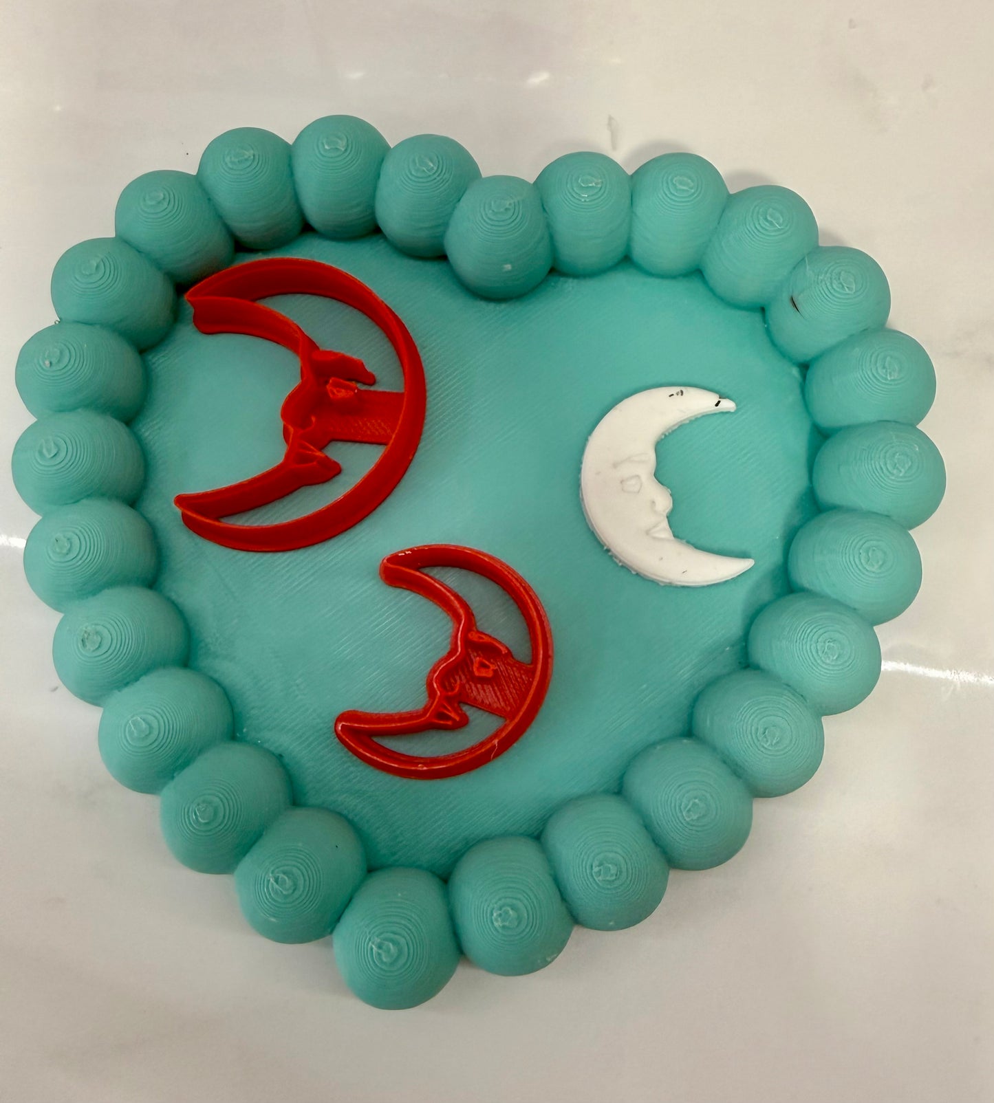 Cortador media luna con carita